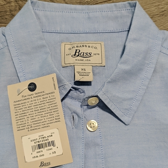 LAST CHANCE NWT Bass button down - Picture 2 of 4